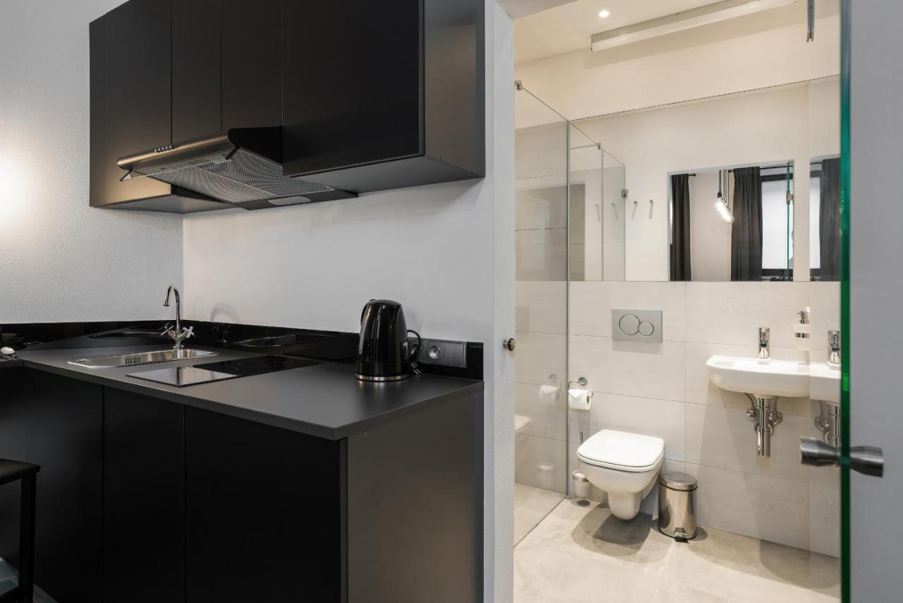 Level -1 Loft Apartments City Center Kopernika Poznaň Exteriér fotografie